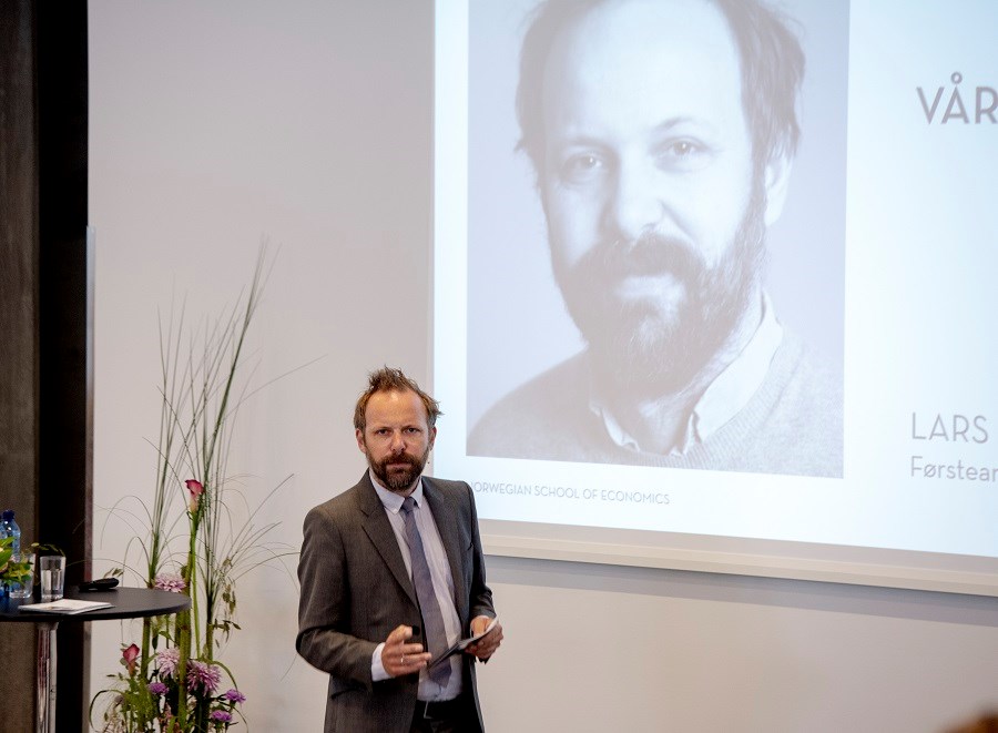 Førsteamanuensis Lars Jacob Tynes Pedersen.